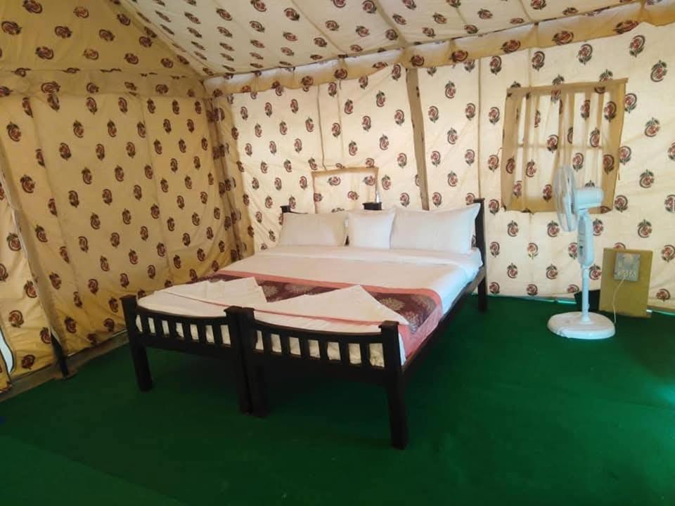 Om Luxury Resort 자이살메르 객실 사진